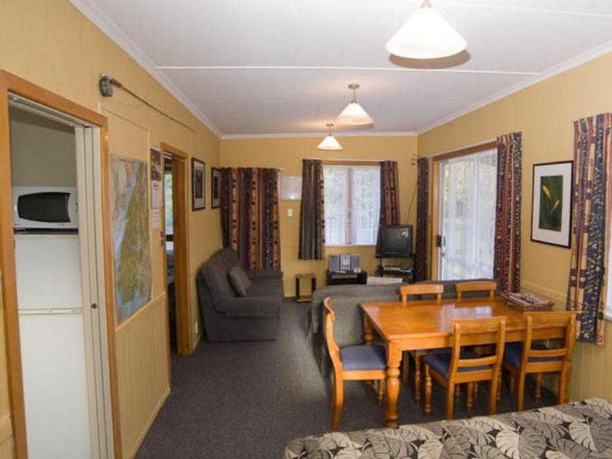 Accommodation Fiordland -The Three Bedroom House At 226A Milford Road Te Anau Exterior foto