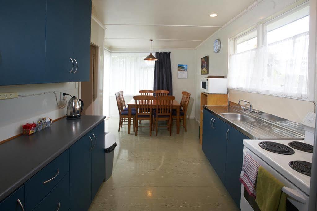 Accommodation Fiordland -The Three Bedroom House At 226A Milford Road Te Anau Exterior foto