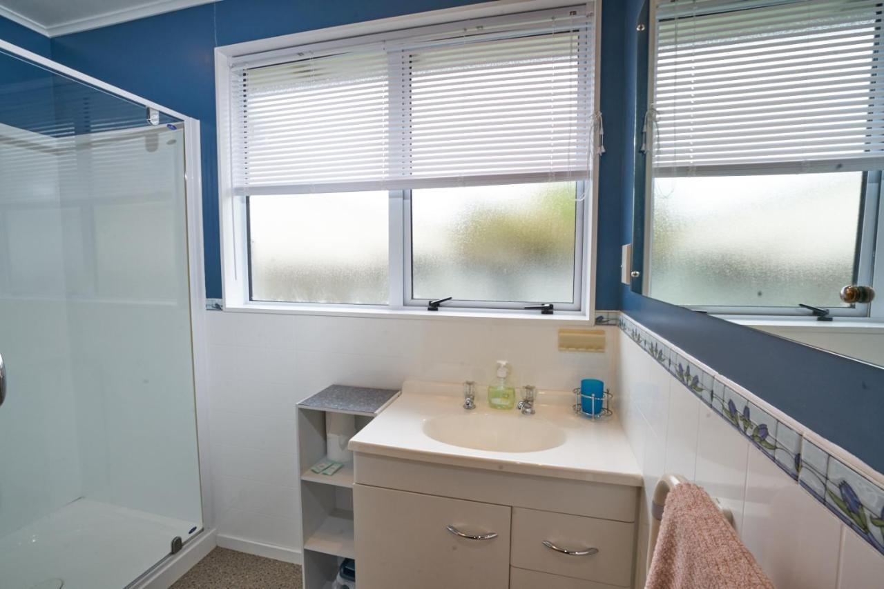 Accommodation Fiordland -The Three Bedroom House At 226A Milford Road Te Anau Exterior foto